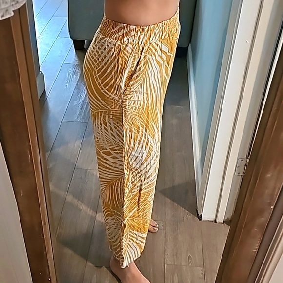 NWT Panarama Jack's Palm Print Yellow Linen Wide Legged Summer Pants - Picture 2 of 7